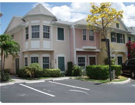 Fort Lauderdale Real Estate | Dockside Village